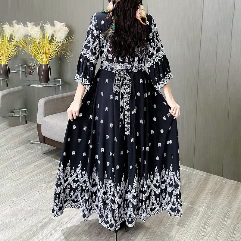 Women's Bohemian Embroidery V-neck Dress, Elegant 3 4 Sleeve A-line Swing Maxi Dress - Image 5